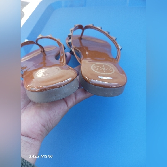 sandals with studs in Brown color number 7 MKS - Picture 2 of 5